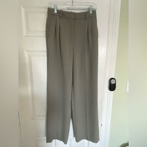 Aritzia Effortless Pant